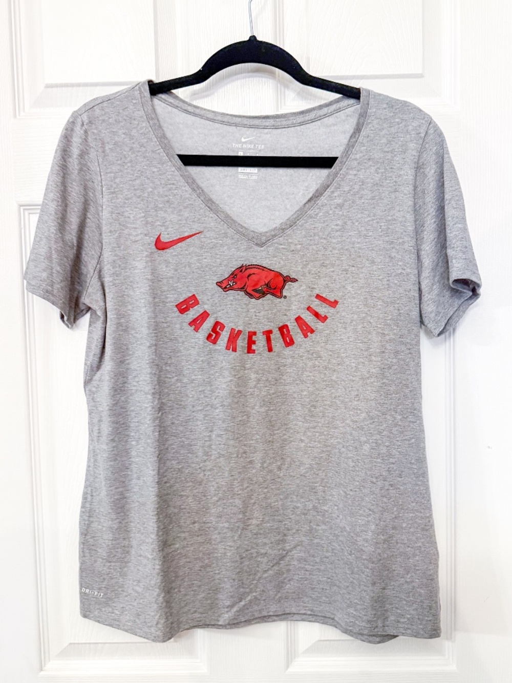 NIKE Dry-fit V-Neck Gray Women's Razorback Basketball T-shirt, Size L